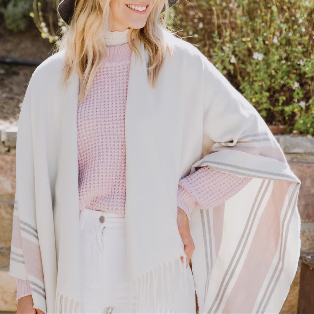 Siizu Causebox Pink/Cream/Gray Poncho Wrap Shawl